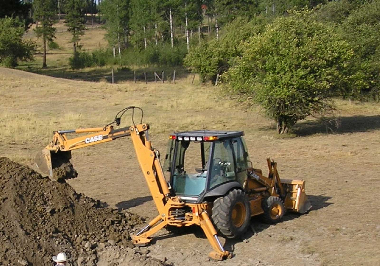 Equipment-Hatter-Creek-Earthworks-CASE-580-SuperM-2-in-Princeton-Idaho